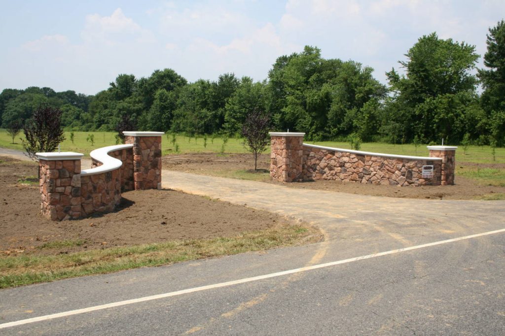 Stone Entrance Wall 2 of 4